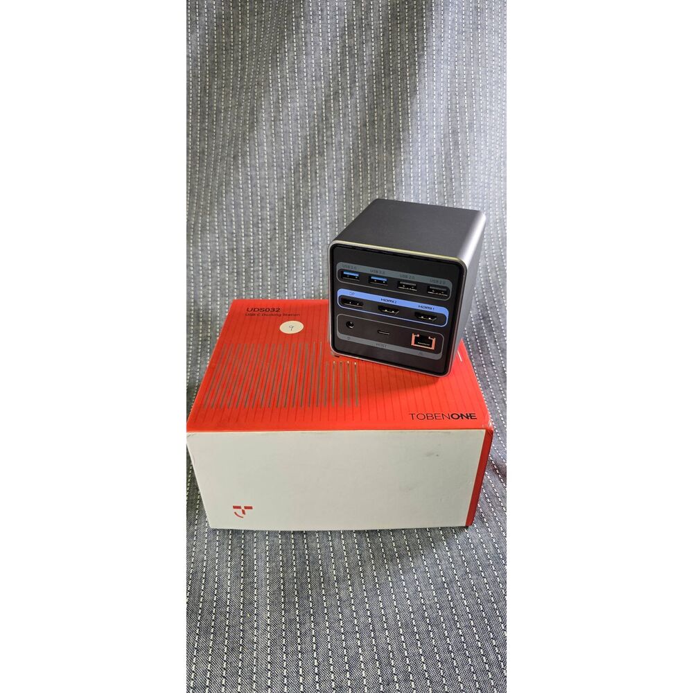 TobenONE UDS032 USB C Docking Station.